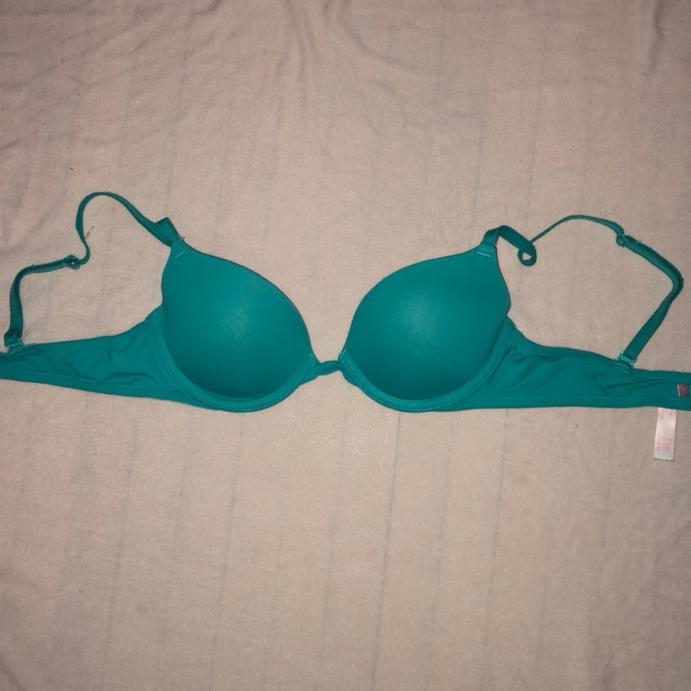 VS Pink T-Shirt Bra